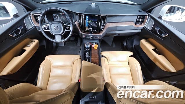 Volvo XC60 2세대 T8 Inscription, 2021 7
