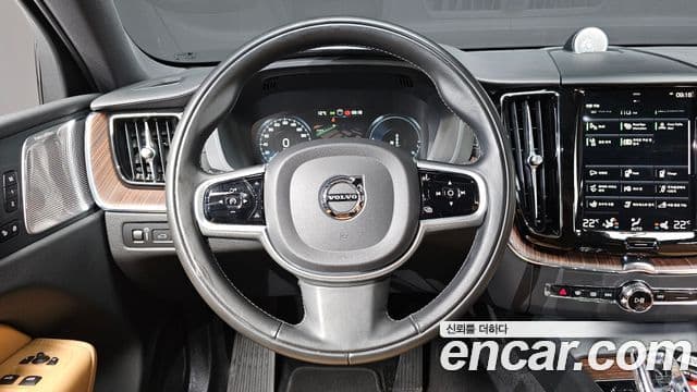 Volvo XC60 2세대 T8 Inscription, 2021 13