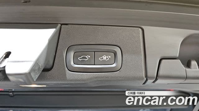 Volvo XC60 2세대 T8 Inscription, 2021 20