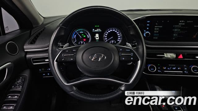 Hyundai Sonata гибрид (DN8) Modern, 2022 14