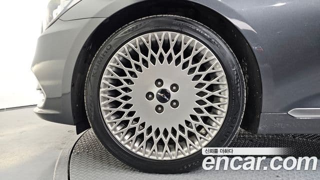 Genesis G80 Premium Luxury, 2017 все фото