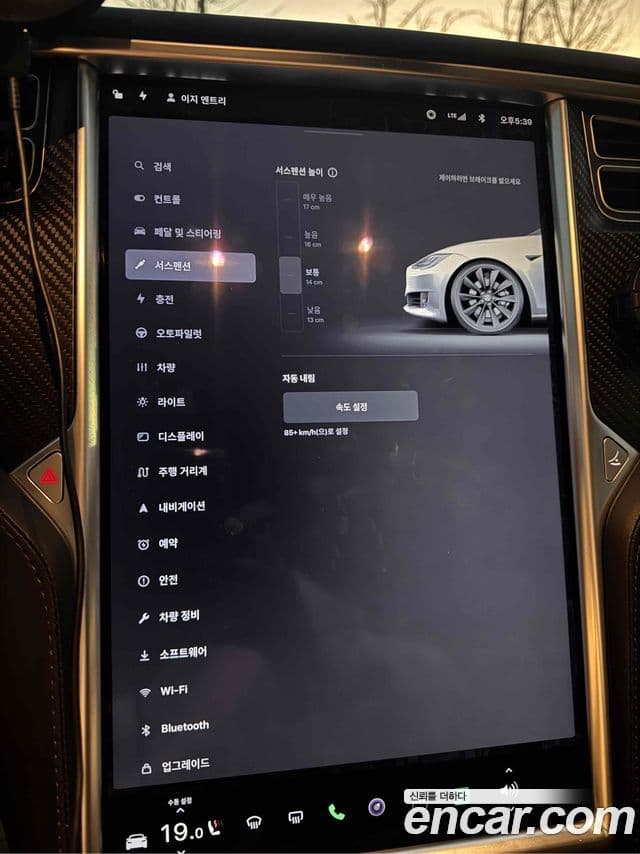 Tesla модель S, 2017 17