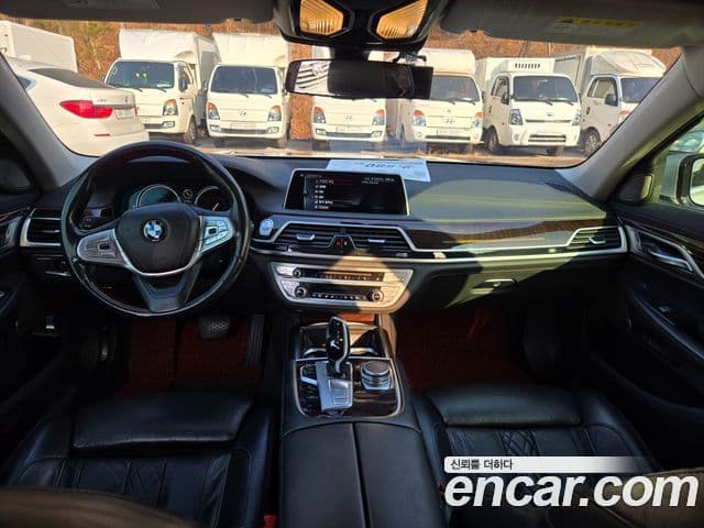 BMW 7시리즈 (G11), 2016 12