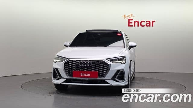 Audi Q3 (F3) 35 TDI Premium Sportback, 2023 3