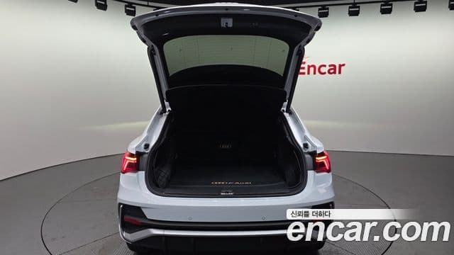 Audi Q3 (F3) 35 TDI Premium Sportback, 2023 20