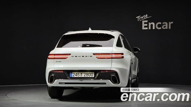 Genesis GV70, 2024 4