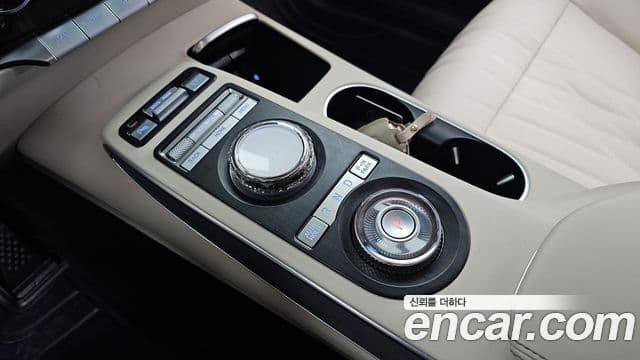 Genesis GV70, 2024 9