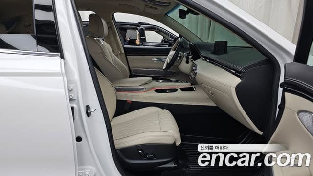 Genesis GV70, 2024 11