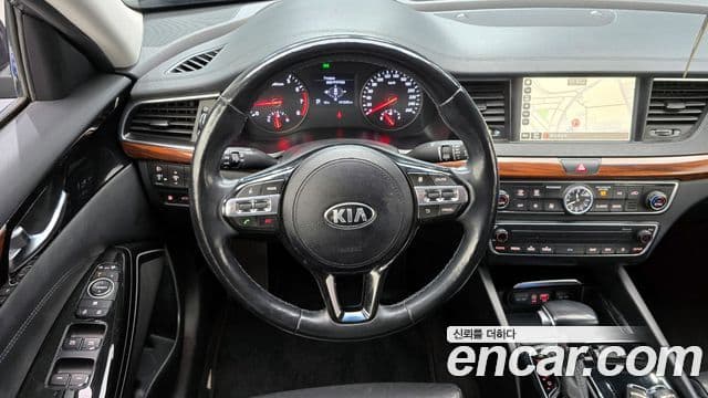 Kia All New K7 3.0 LPI Luxury (арендный автомобиль), 2017 14