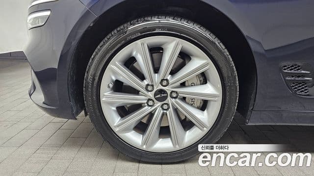 Genesis The / новый New G70, 2025 все фото