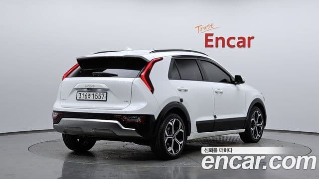 Kia D All New Niro Prestige, 2022 2