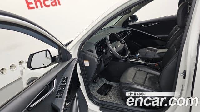 Kia D All New Niro Prestige, 2022 10