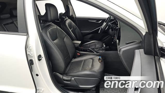 Kia D All New Niro Prestige, 2022 12