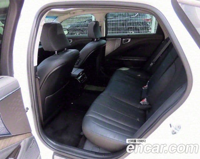 Kia K8 Prestige(арендный автомобиль), 2023 11