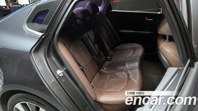 Kia K5 2세대 Noblesse, 2016 12