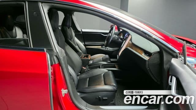 Tesla модель S Long Range, 2020 11