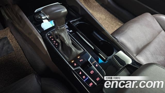 Kia All New K7 Prestige, 2016 9