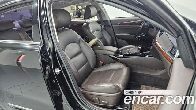 Kia All New K7 Prestige, 2016 11