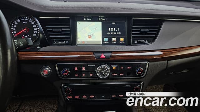 Kia All New K7 Prestige, 2016 14
