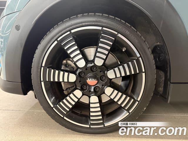 Mini Cooper S 3세대, 2023 все фото