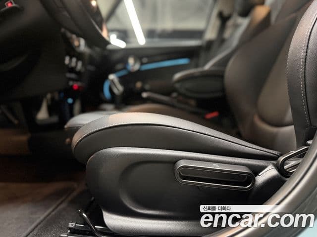 Mini Cooper S 3세대, 2023 10