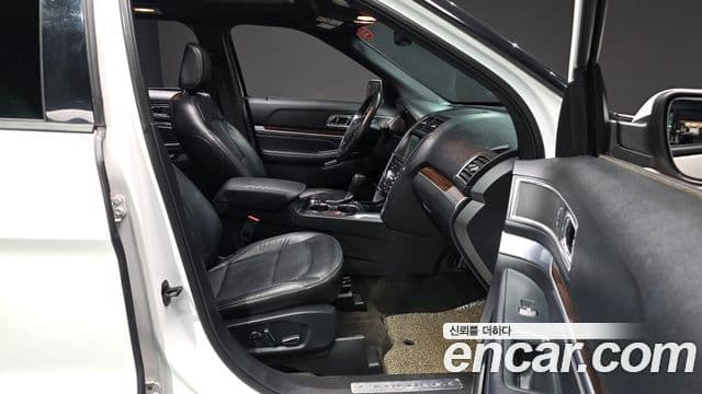 Ford Explorer 5세대, 2018 10