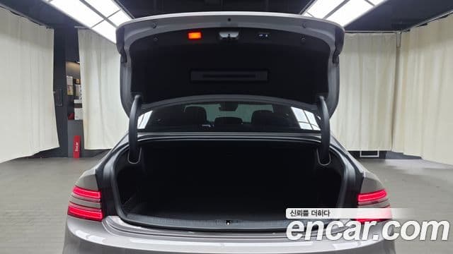 Genesis G80 (RG3) бензин 3.5 турбо AWD, 2026 20