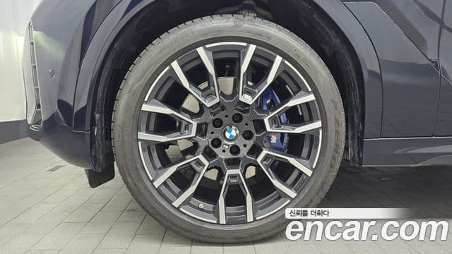 BMW X6 (G06) xDrive40i M Sport, 2025 все фото