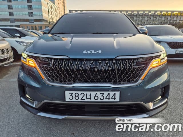 Kia Carnival 4세대 Signature, 2022 1
