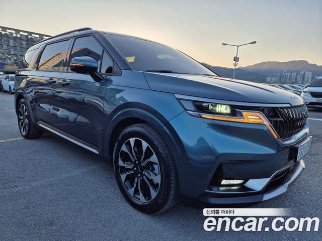 Kia Carnival 4세대 Signature, 2022 2