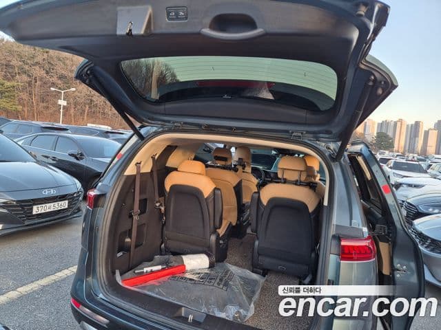 Kia Carnival 4세대 Signature, 2022 7