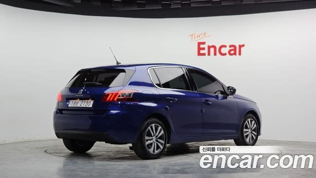 Peugeot 308 2세대 1.5 BlueHDi Allure, 2019 2