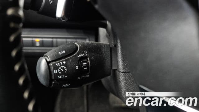 Peugeot 308 2세대 1.5 BlueHDi Allure, 2019 17