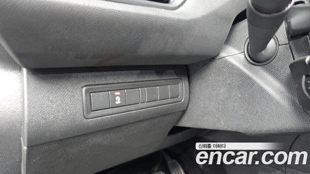Peugeot 308 2세대 1.5 BlueHDi Allure, 2019 18