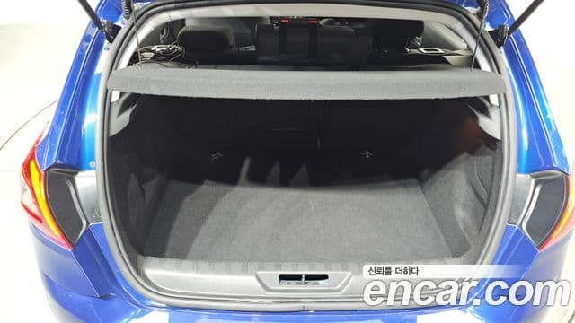 Peugeot 308 2세대 1.5 BlueHDi Allure, 2019 20
