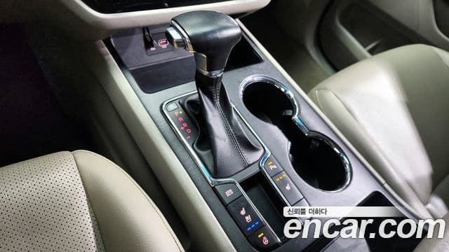 Kia The / новый New Carnival Luxury, 2019 9