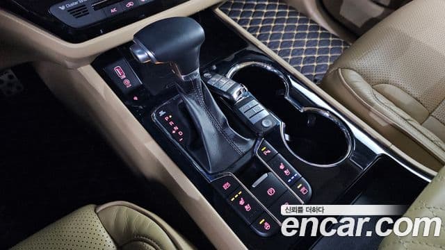 Kia The / новый New Carnival Special, 2019 9