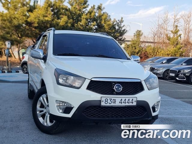 KG모빌리티(SsangYong) Korando Sport Club, 2015 2