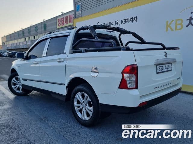 KG모빌리티(SsangYong) Korando Sport Club, 2015 4