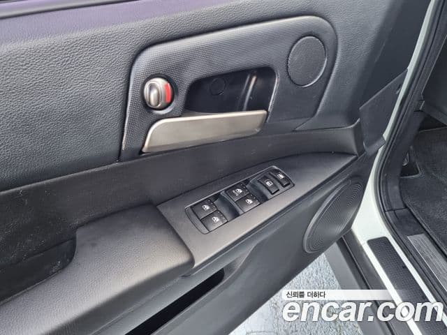 KG모빌리티(SsangYong) Korando Sport Club, 2015 15