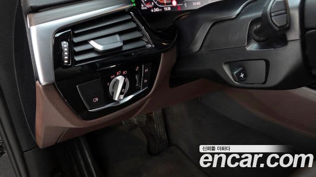 BMW 6시리즈 GT (G32) Luxury, 2023 16