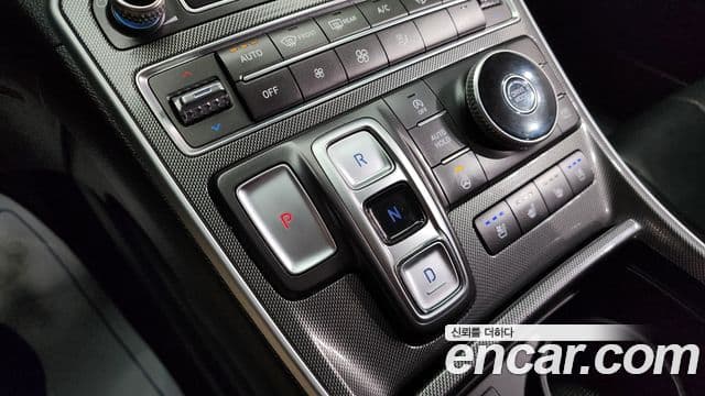 Hyundai The / новый New Santa Fe Exclusive, 2022 9