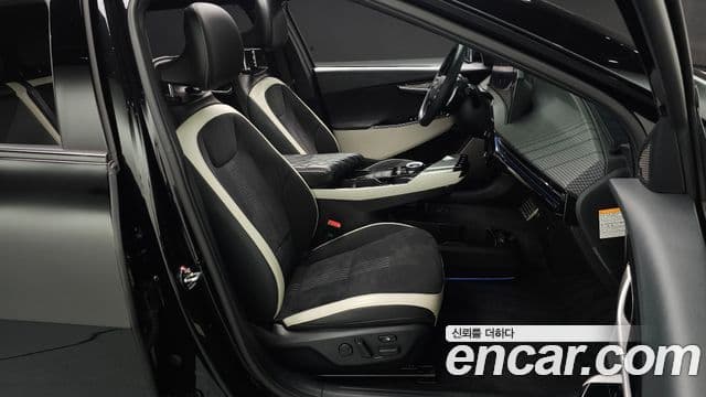 Kia EV6 GT Line, 2023 12