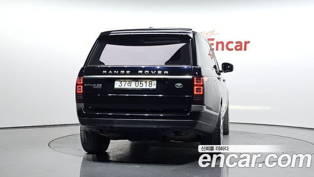 Land Rover Range Rover 4세대 4.4 SDV8 Vogue SE дизель, 2016 4