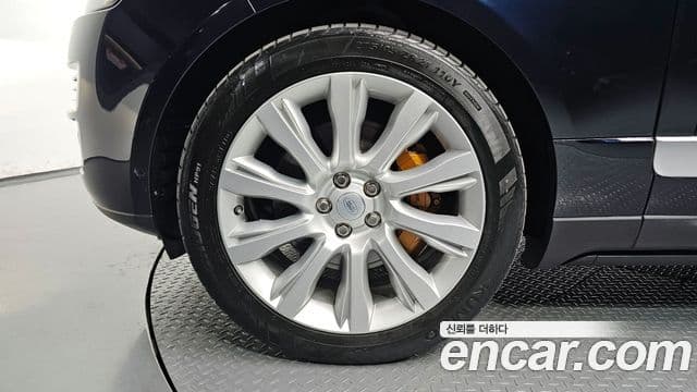 Land Rover Range Rover 4세대 4.4 SDV8 Vogue SE дизель, 2016 все фото