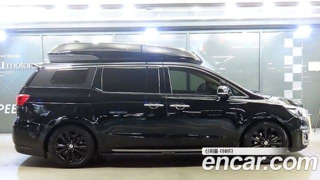 Kia All New Carnival Noblesse, 2018 3