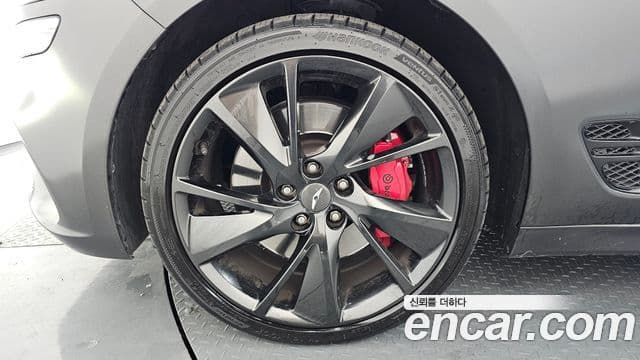 Genesis The / новый New G70, 2022 все фото