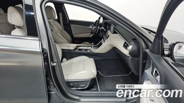 Genesis The / новый New G70, 2022 11