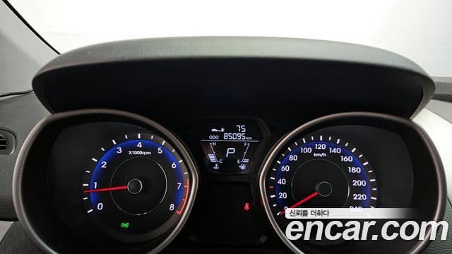 Hyundai Avante MD Luxury, 2012 8