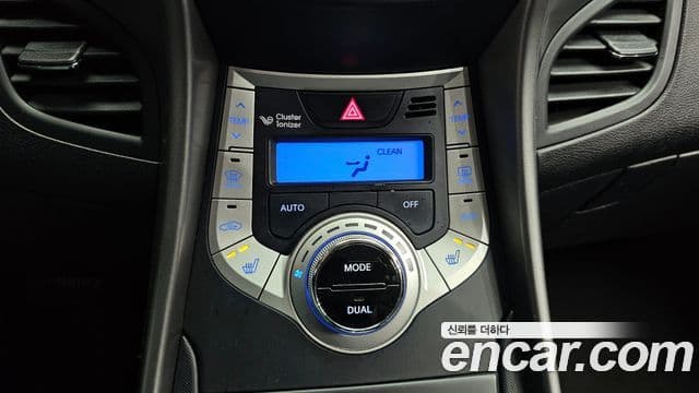 Hyundai Avante MD Luxury, 2012 17